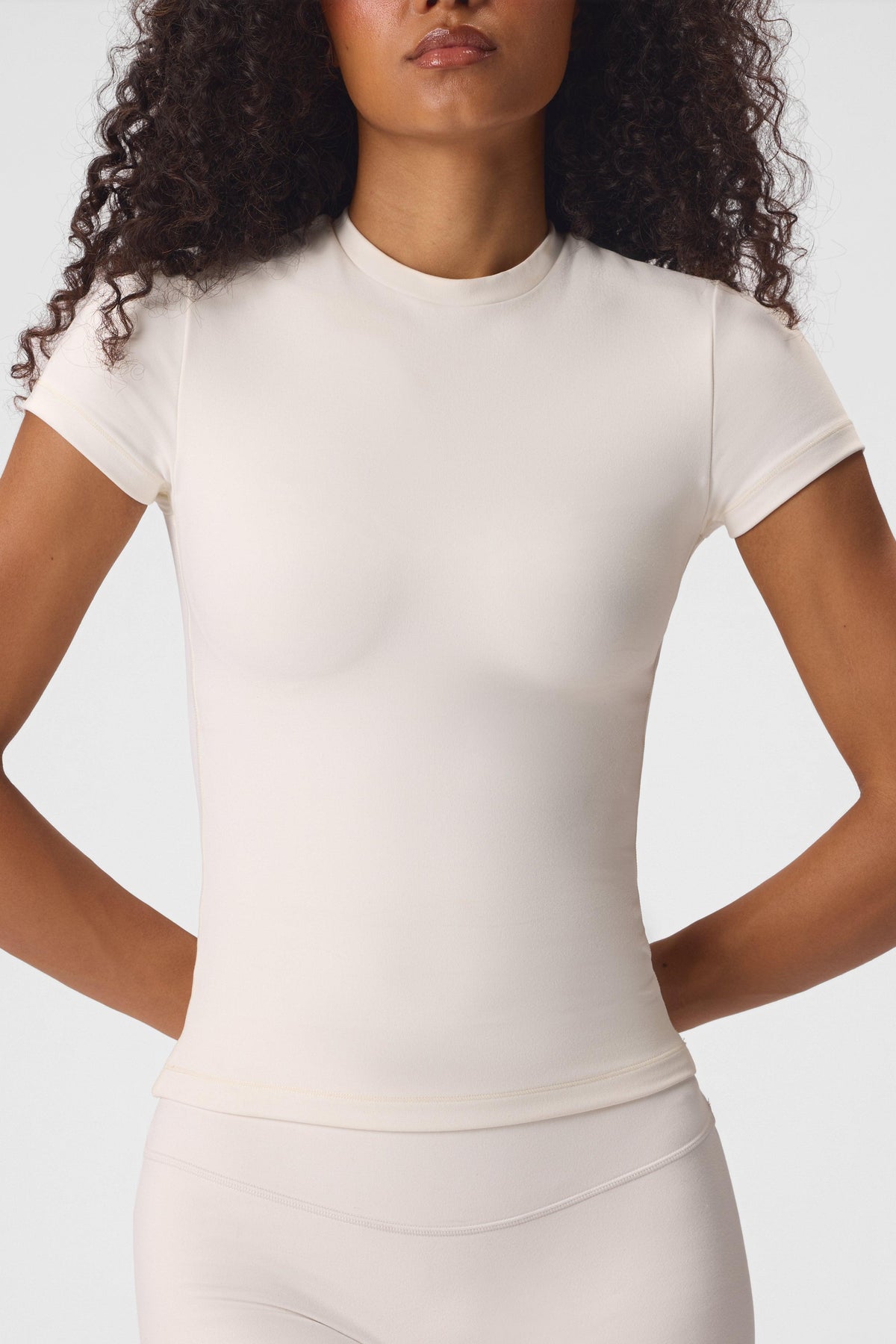 香草柔軟活動短袖上衣