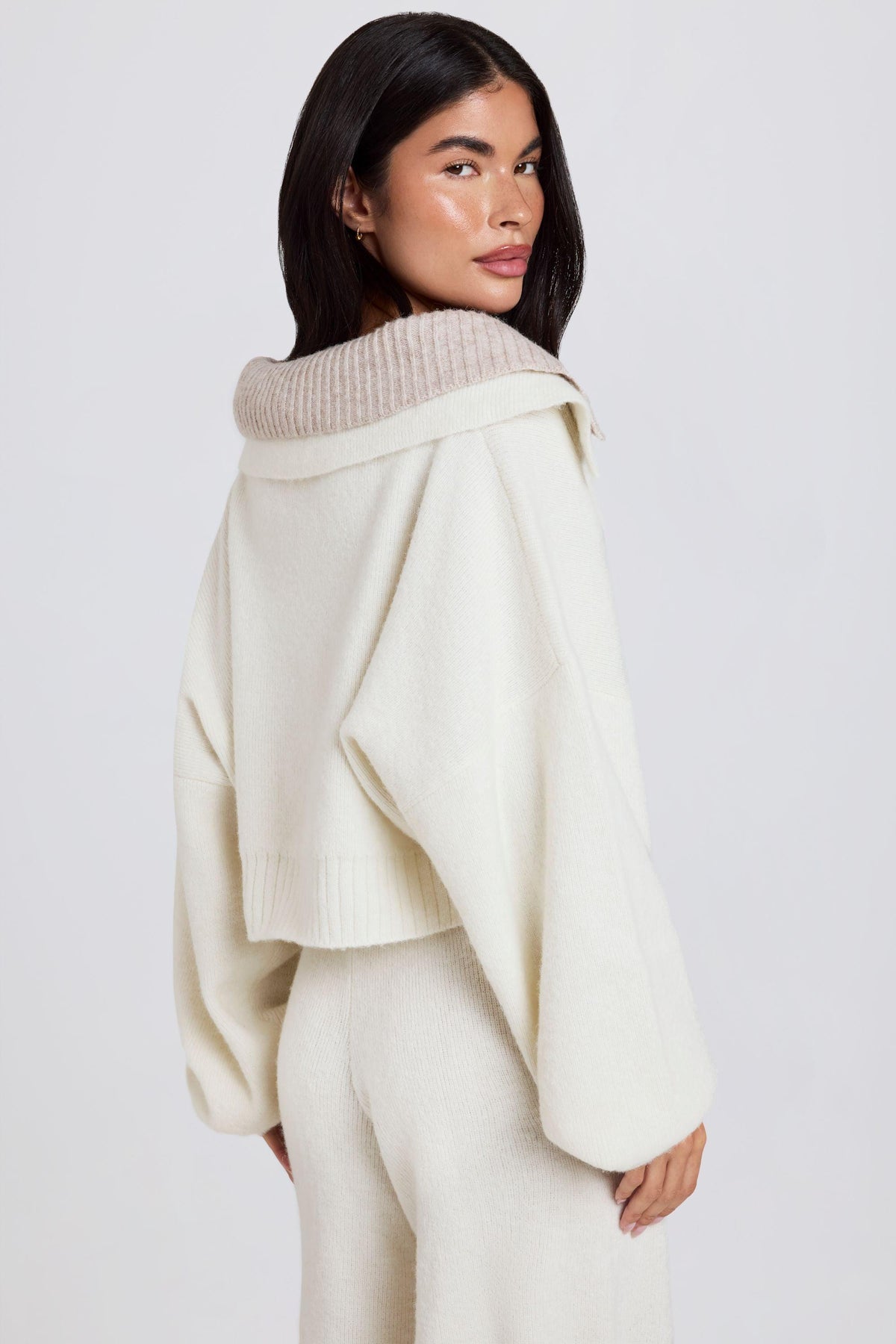Soft Knit Layered Collar Cropped Jumper In Ivory