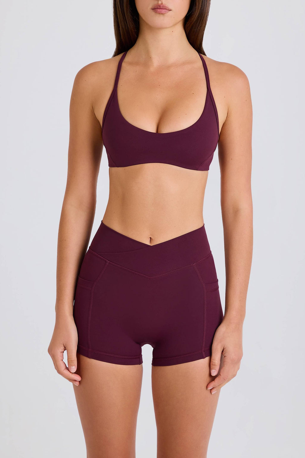 Soft Active V-waist Pocket Mini Shorts In Burgundy