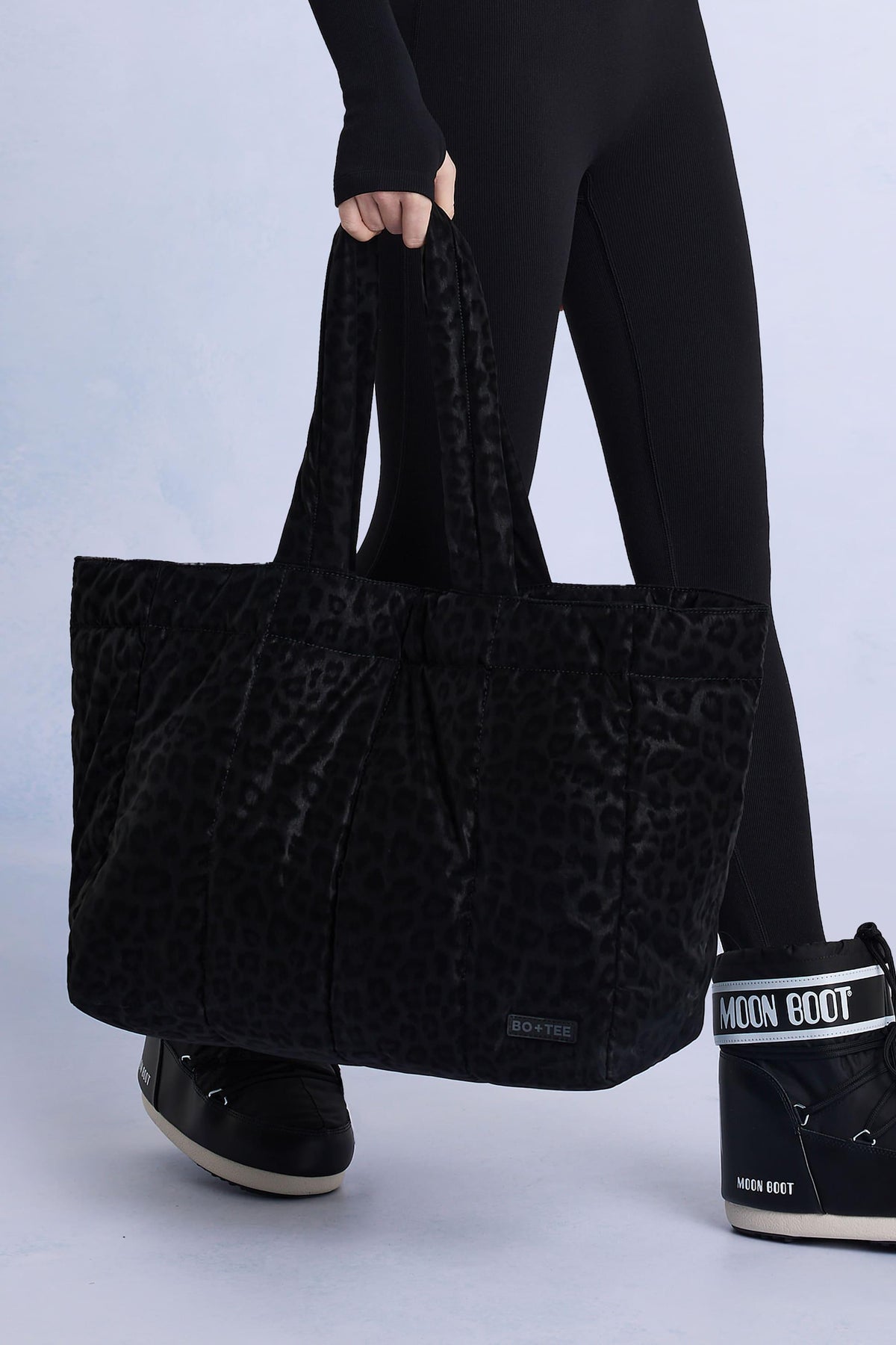 Waterproof Puffer Tote Bag In Black