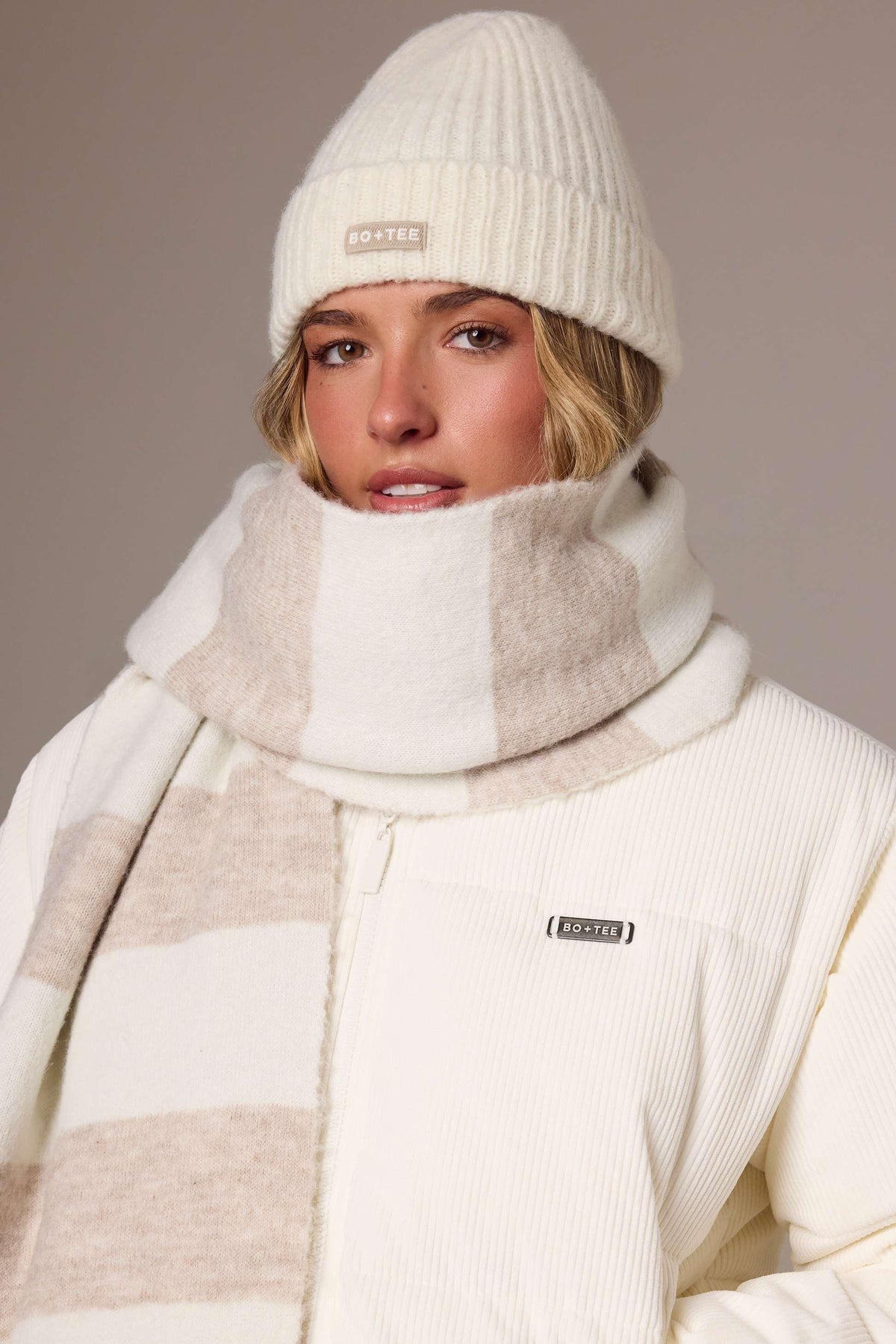 Ribbed Knit Beanie Hat In Ivory