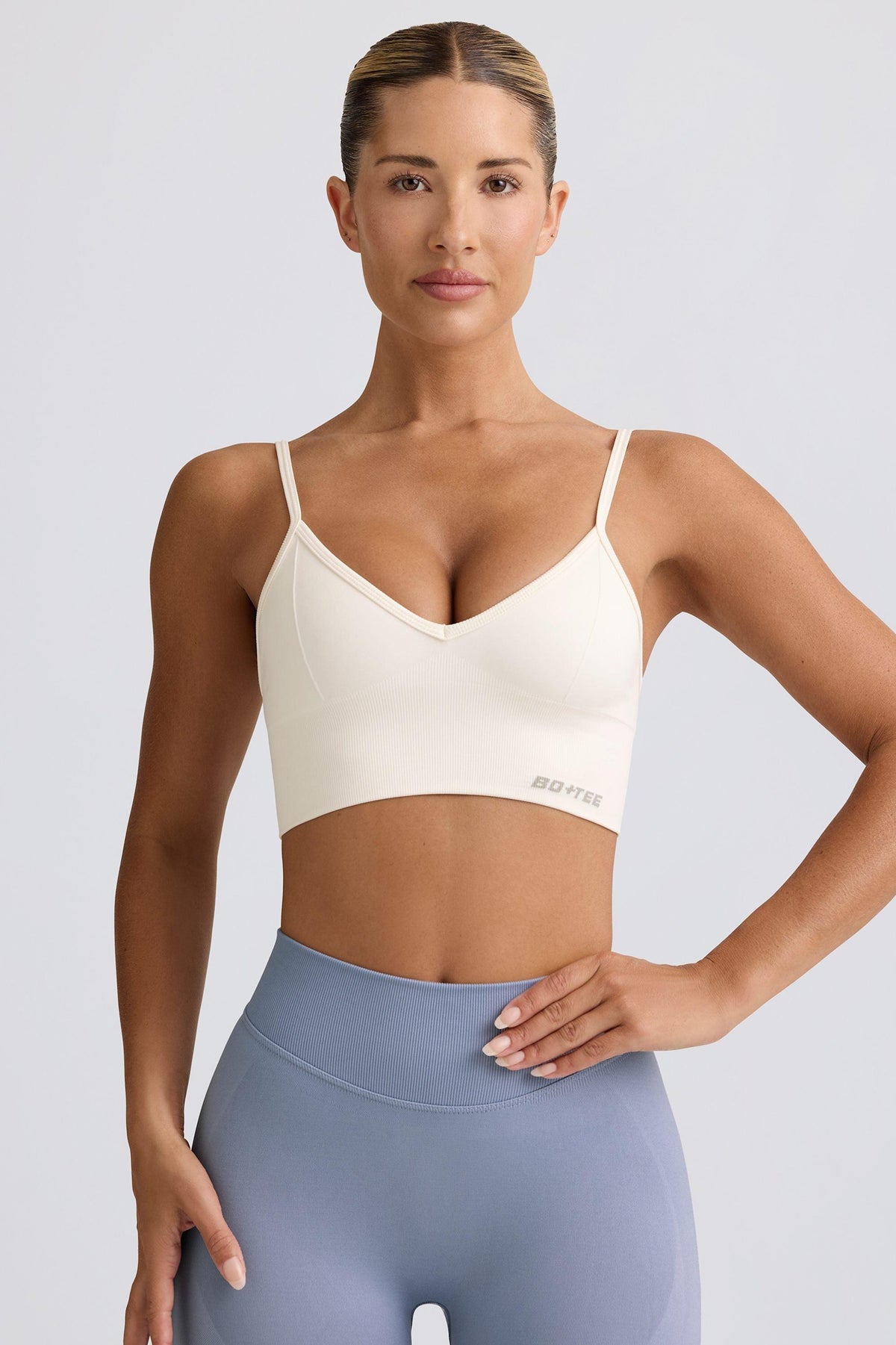 Define Luxe V-neck Sports Bra In White