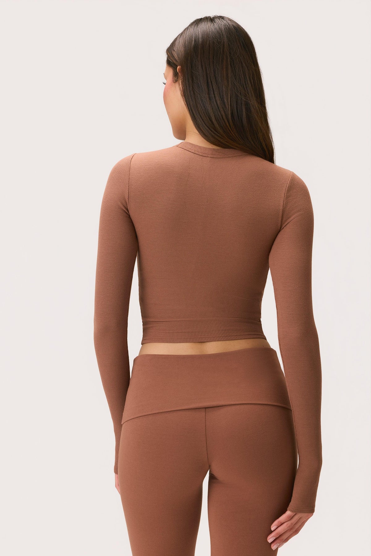 Buttercloud™ Long-sleeve Crop Top In Cocoa